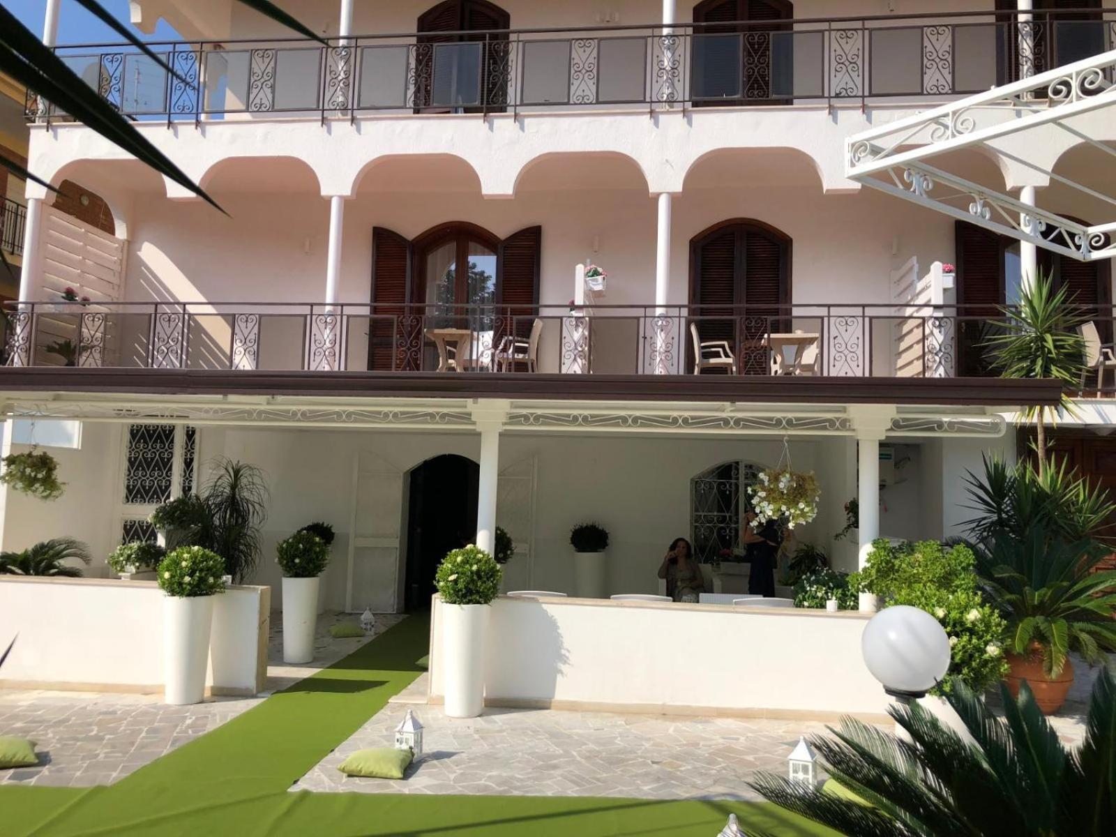Villa Miriam กราญาโน ภายนอก รูปภาพ